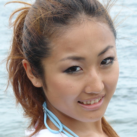 藤谷莉子藤谷りこ